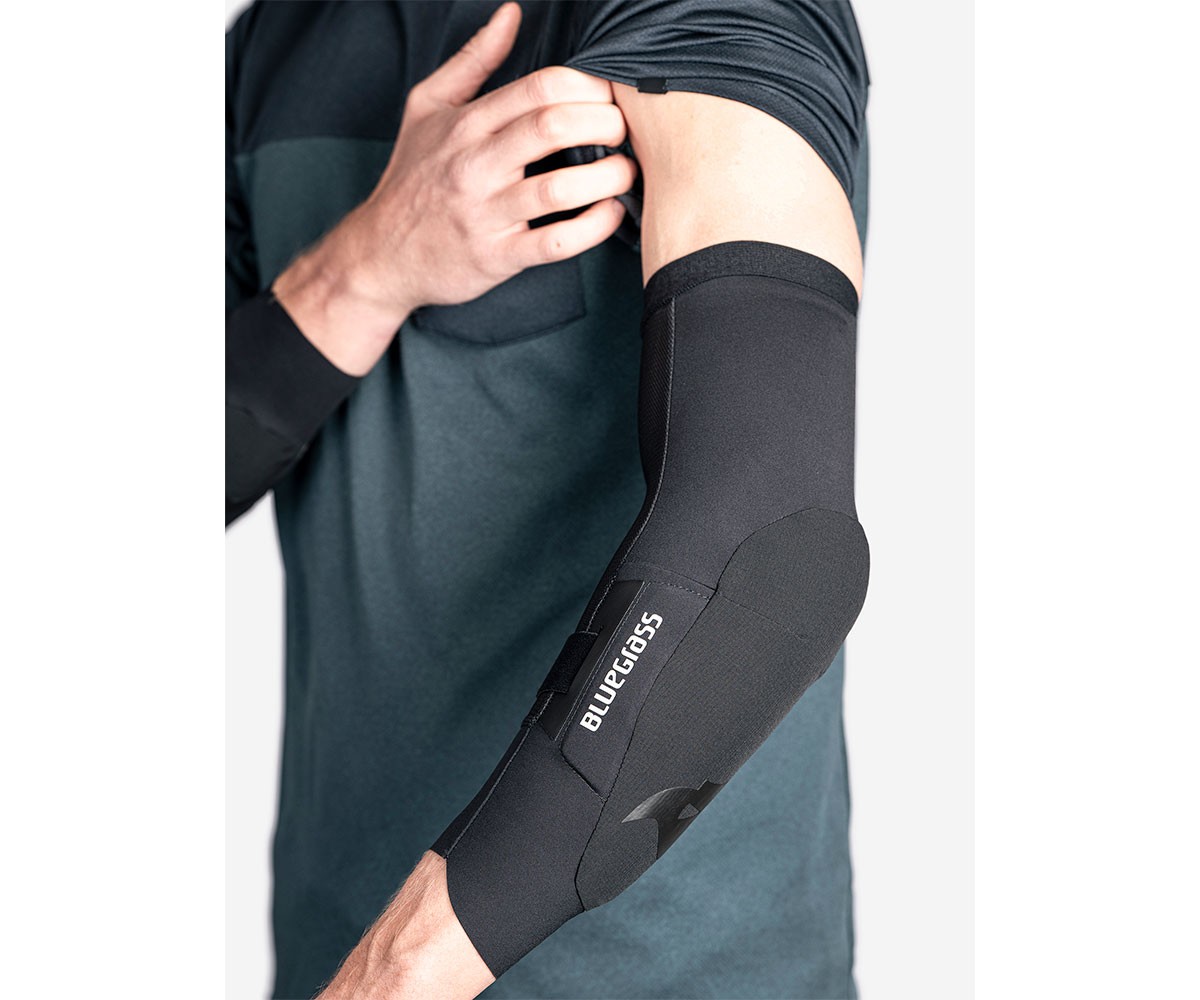 bluegrass protezione aura core elbow 3pp038 00