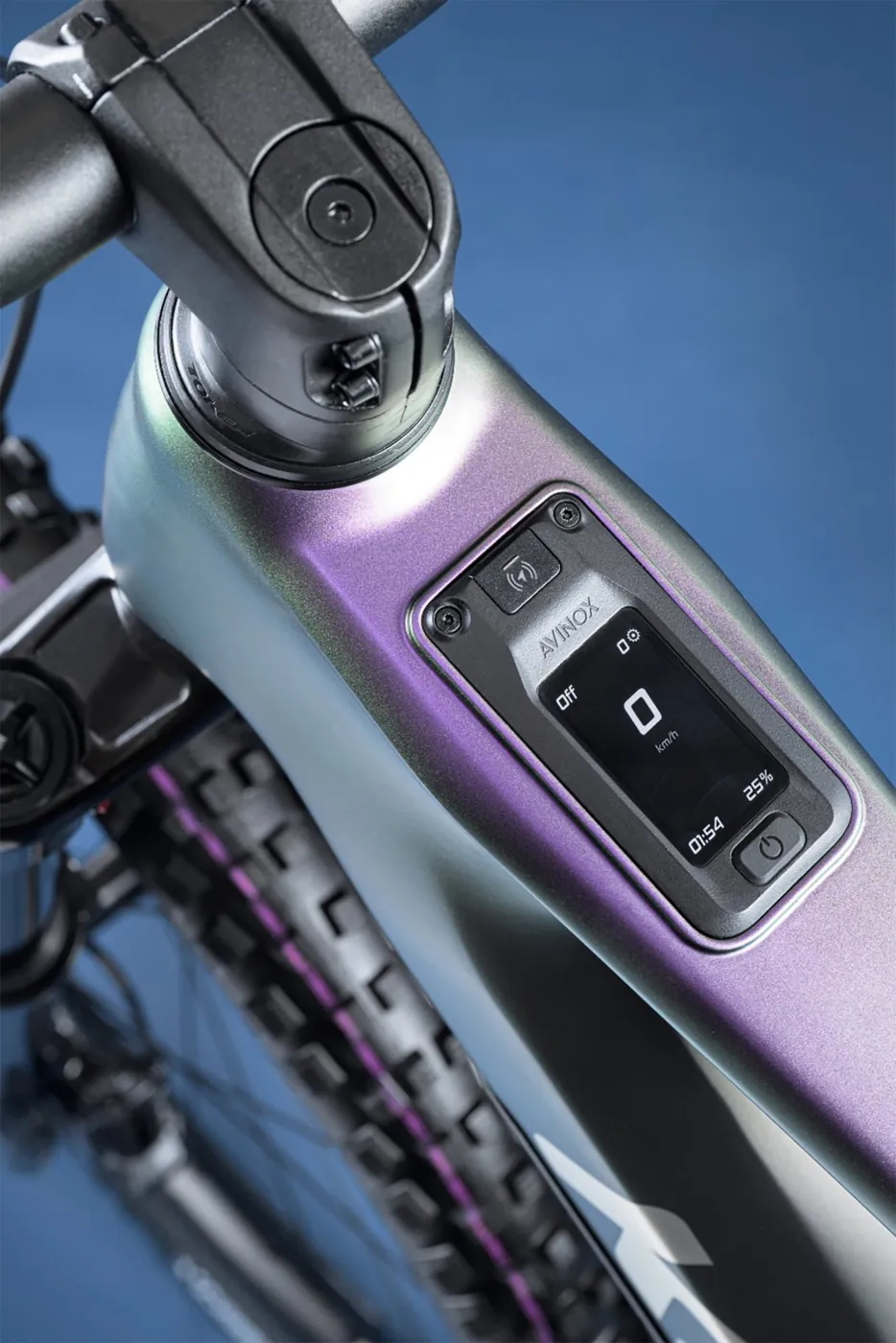 Kellys THEOS AX70, detaliu 1